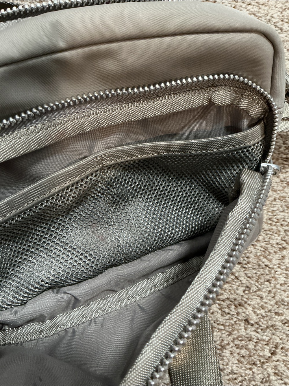 lululemon athletica olive green belt bag - Picture 6 of 10